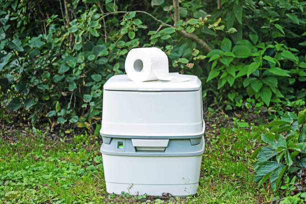 Best Portable toilet rental cost  in Lawton, MI